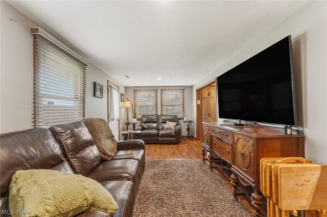 8120 Crow Road, Litchfield, OH 44253