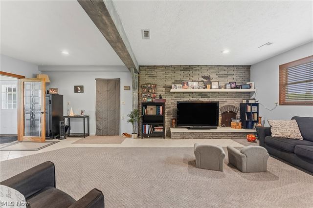 8120 Crow Road, Litchfield, OH 44253