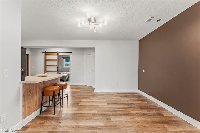8120 Crow Road, Litchfield, OH 44253