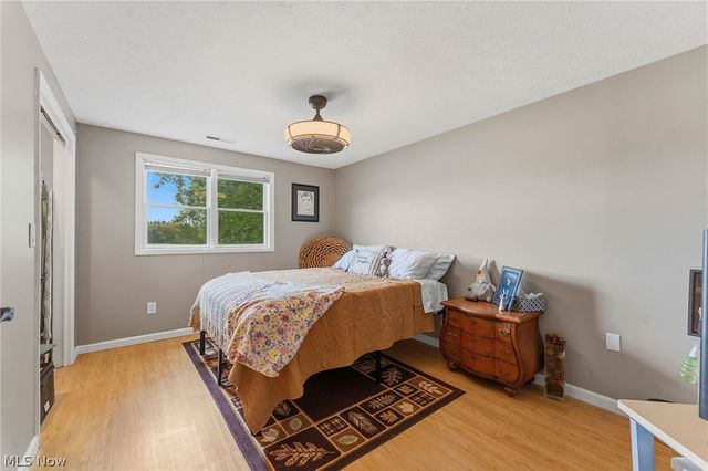 8120 Crow Road, Litchfield, OH 44253