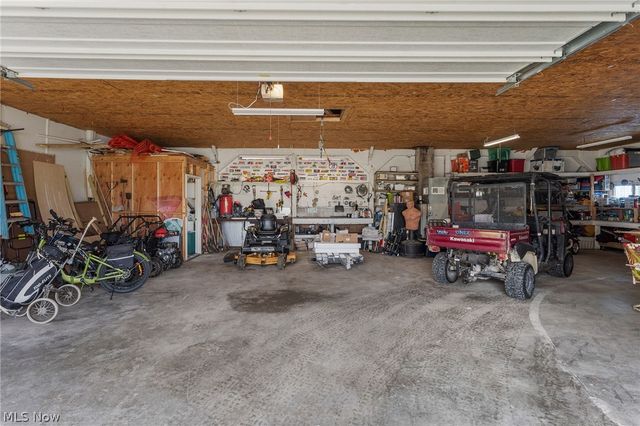 8120 Crow Road, Litchfield, OH 44253