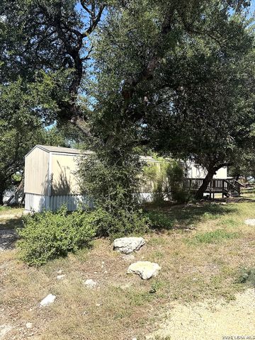 127 QUAIL RUN ST, Canyon Lake, TX 78133