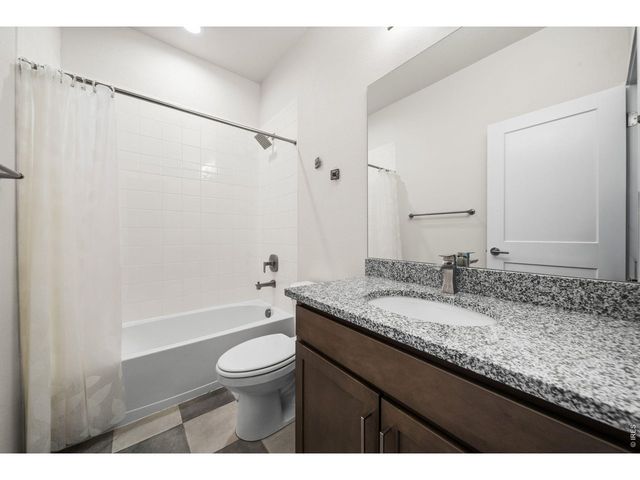 3312 Green Lake Dr 2, Fort Collins, CO 80524
