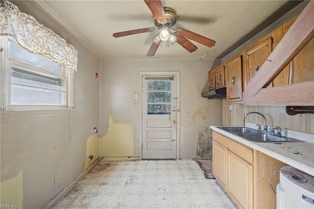 1392 Wool AVE, Portsmouth, VA 23707