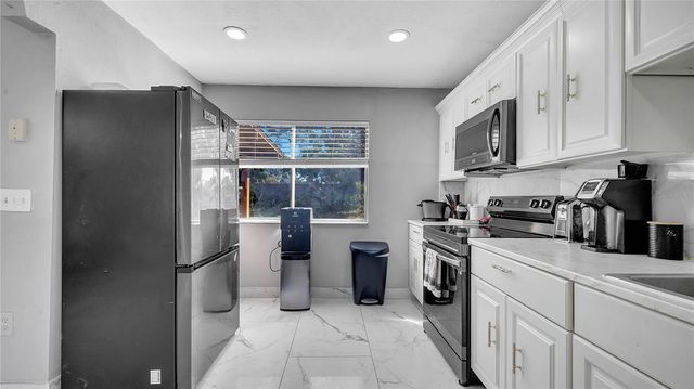 5313 BROKEN PINE CIRCLE, Orlando, FL 32818