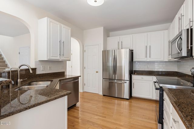 119 Holmhurst Court, Cary, NC 27519