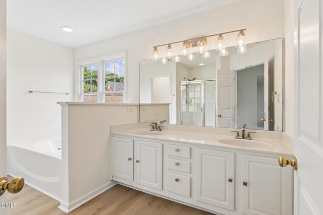 119 Holmhurst Court, Cary, NC 27519