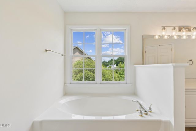 119 Holmhurst Court, Cary, NC 27519