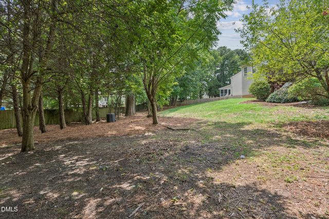 119 Holmhurst Court, Cary, NC 27519
