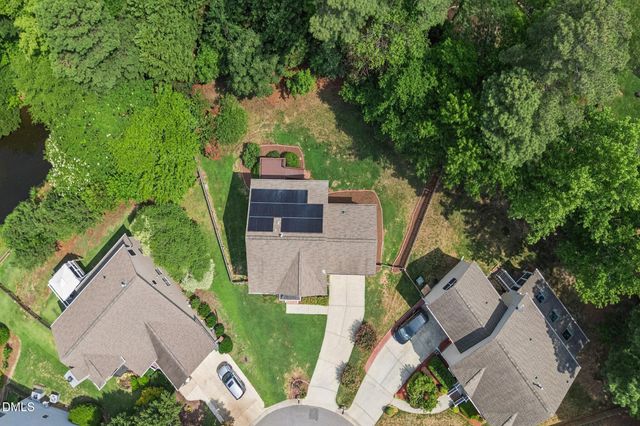 119 Holmhurst Court, Cary, NC 27519