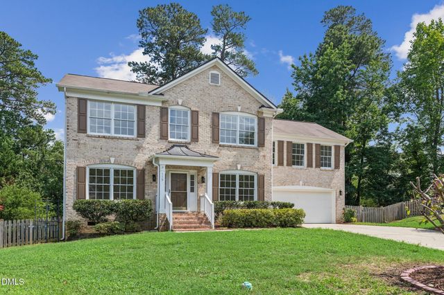 119 Holmhurst Court, Cary, NC 27519