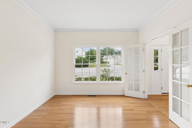 119 Holmhurst Court, Cary, NC 27519