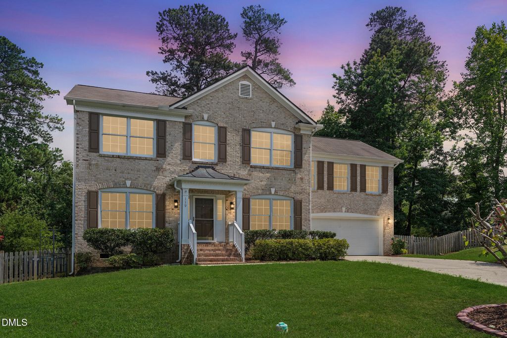 119 Holmhurst Court, Cary, NC 27519