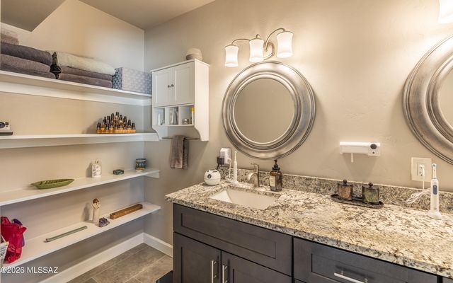 1460 W Sage Street, Tucson, AZ 85704