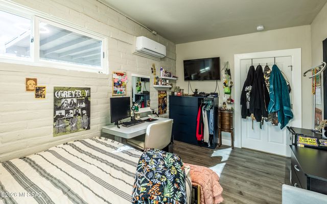 1460 W Sage Street, Tucson, AZ 85704