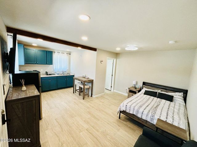 1460 W Sage Street, Tucson, AZ 85704