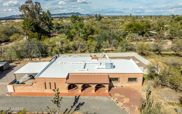 1460 W Sage Street, Tucson, AZ 85704