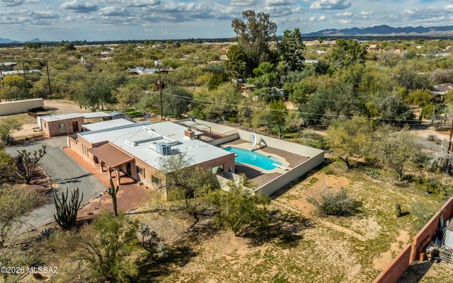 1460 W Sage Street, Tucson, AZ 85704