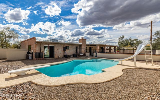 1460 W Sage Street, Tucson, AZ 85704