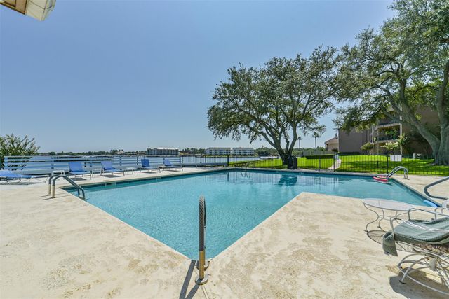 15575 Marina Drive 315C, Conroe, TX 77356