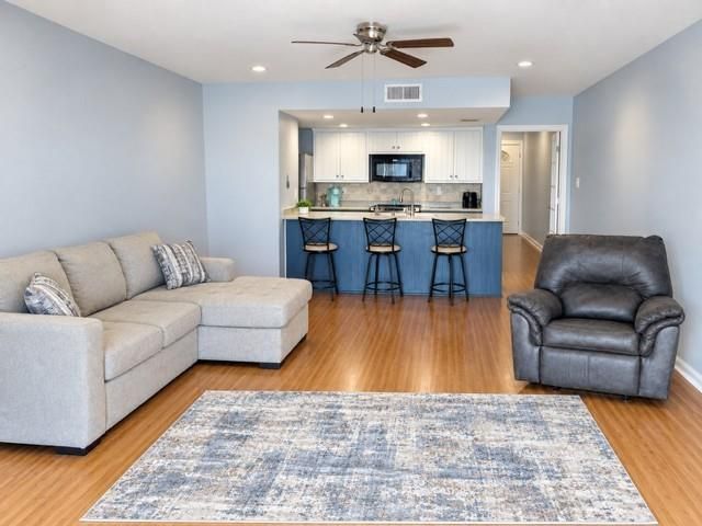 15575 Marina Drive 315C, Conroe, TX 77356