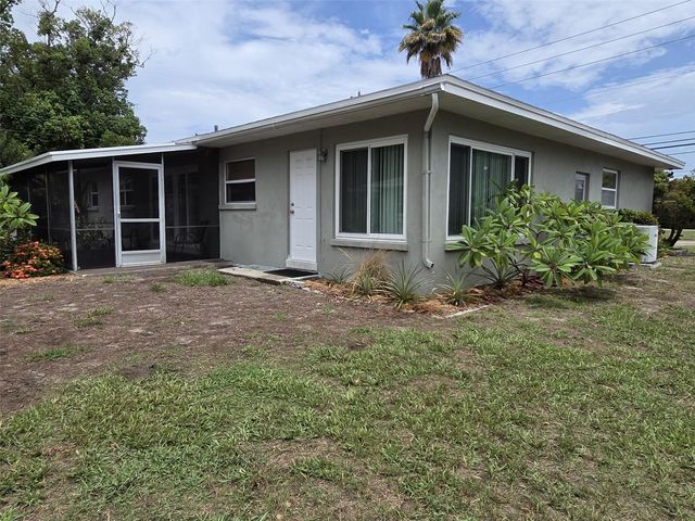 2077 DRUID ROAD E, Clearwater, FL 33764