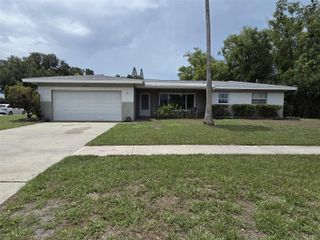 2077 DRUID ROAD E, Clearwater, FL 33764