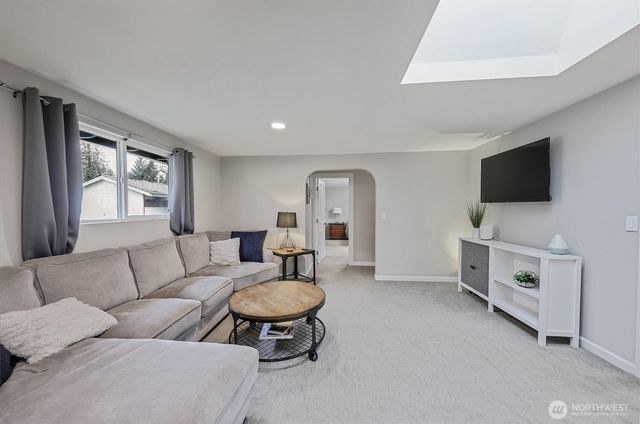 14219 SE 259th Place, Kent, WA 98042