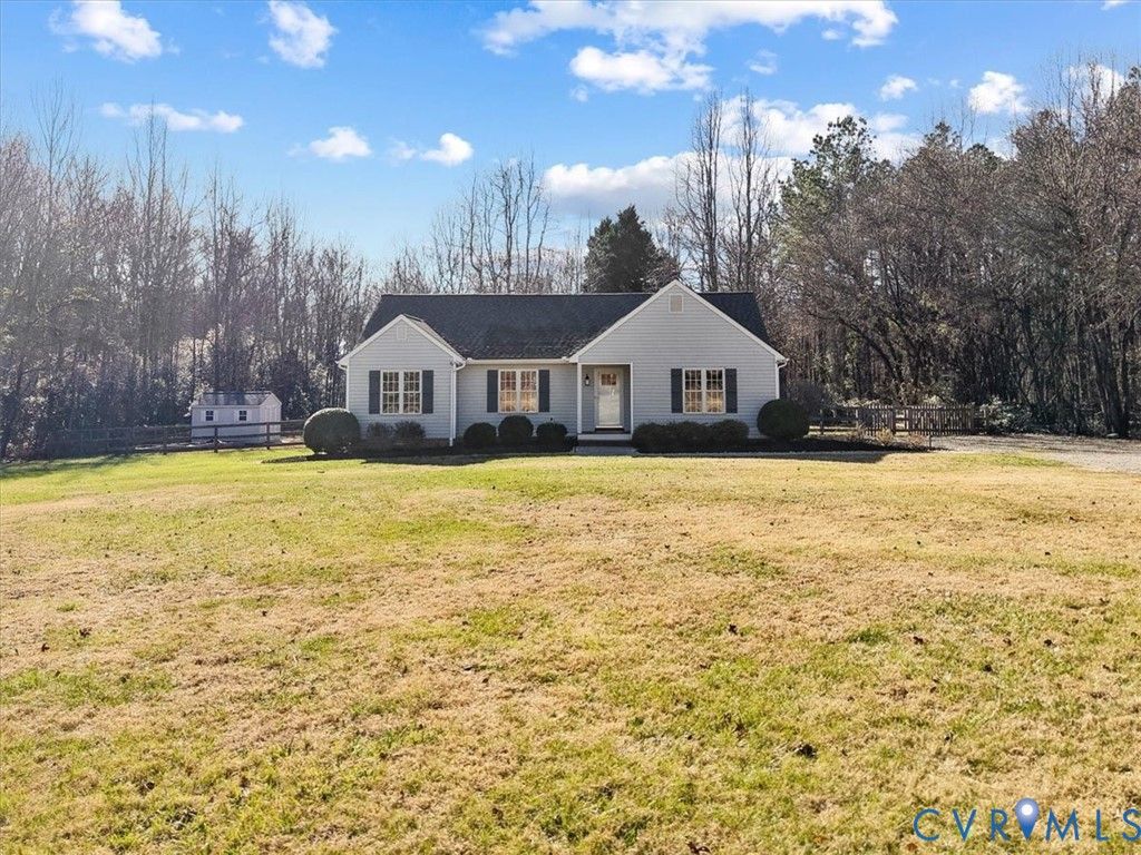 4255 Pierce Rd, Powhatan, VA 23139