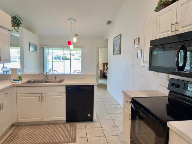 3622 61ST DRIVE E, Bradenton, FL 34203