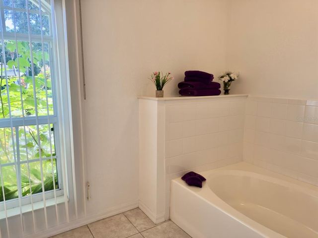 3622 61ST DRIVE E, Bradenton, FL 34203