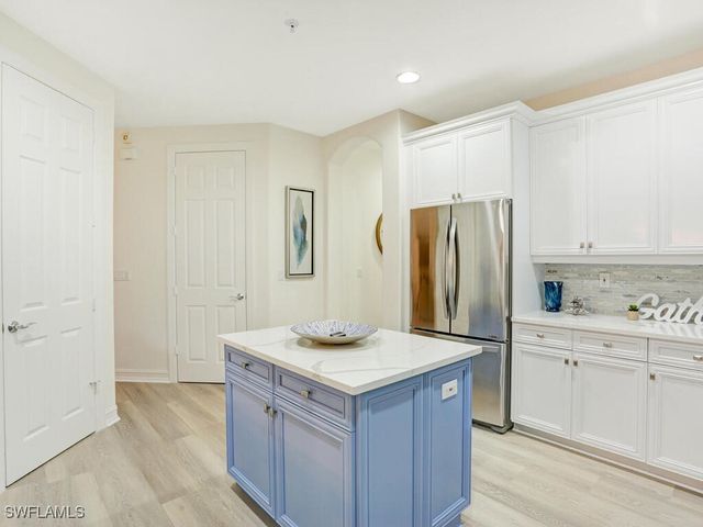 2847 Tiburon BLVD E 8-101, Naples, FL 34109