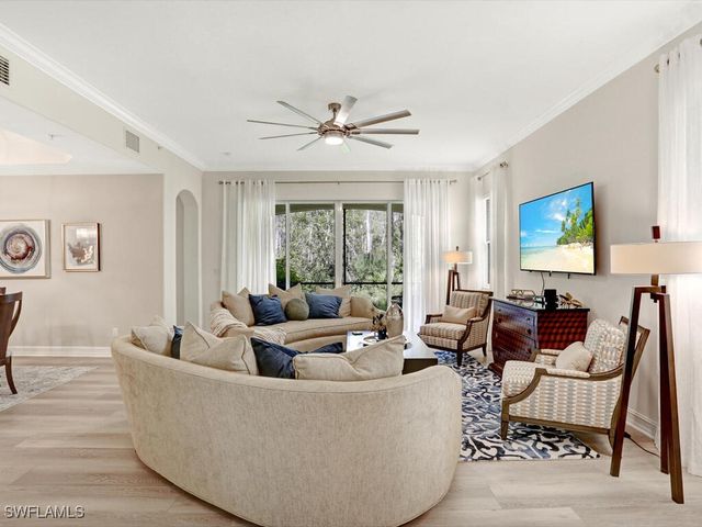 2847 Tiburon BLVD E 8-101, Naples, FL 34109