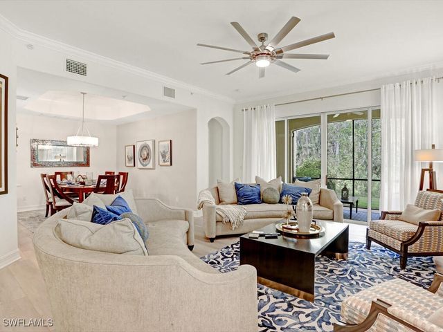 2847 Tiburon BLVD E 8-101, Naples, FL 34109