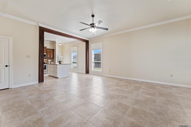 1660 Seville Dr, St Gabriel, LA 70776