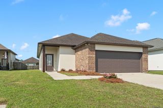 1660 Seville Dr, St Gabriel, LA 70776