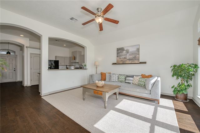 2703 Silver Oak Drive, College Station, TX 77845