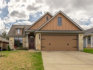 2703 Silver Oak Drive, College Station, TX 77845
