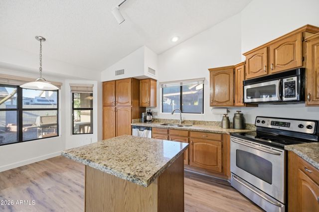 626 W SHERRI Drive, Gilbert, AZ 85233