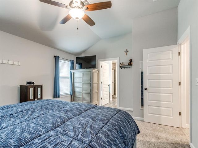 1009 Blackjack Creek Drive, Yukon, OK 73099