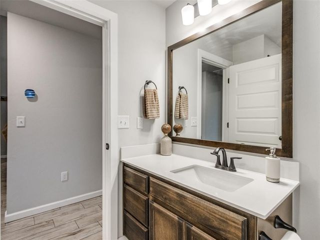 1009 Blackjack Creek Drive, Yukon, OK 73099