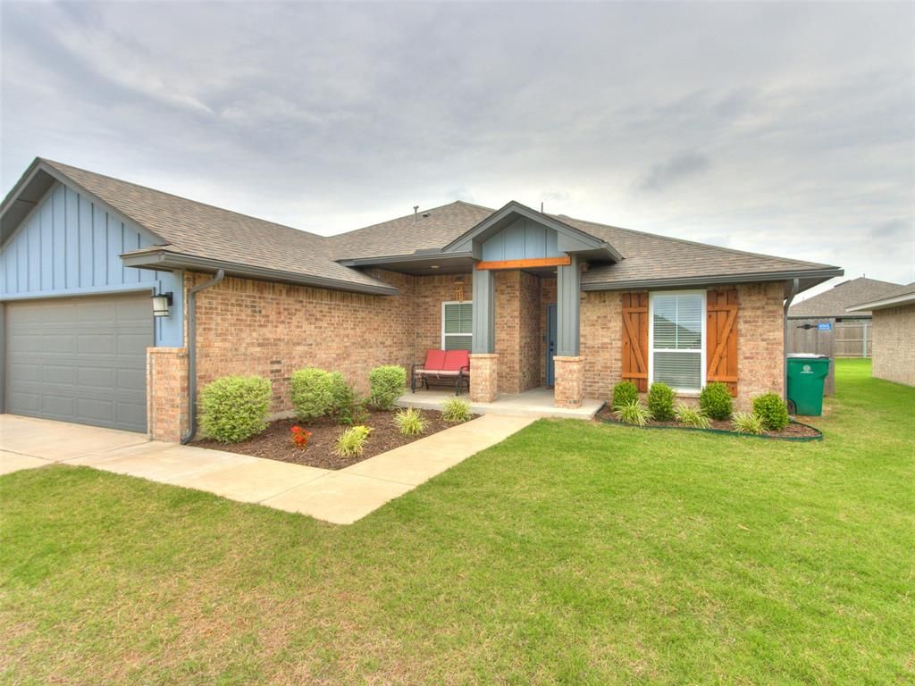 1009 Blackjack Creek Drive, Yukon, OK 73099