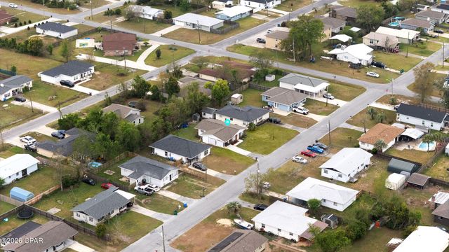 6520 Olokee Street, Panama City, FL 32404