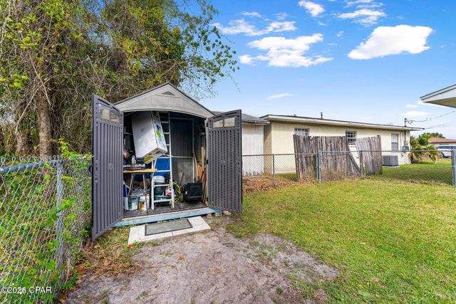 6520 Olokee Street, Panama City, FL 32404