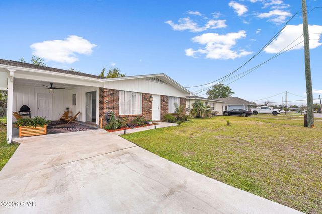 6520 Olokee Street, Panama City, FL 32404