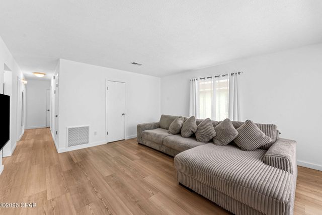 6520 Olokee Street, Panama City, FL 32404