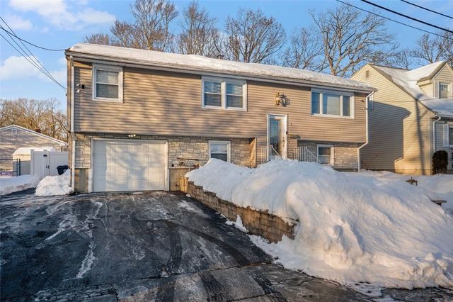 3 Vineland Avenue, North Providence, RI 02911