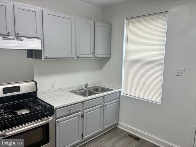 2586 EDMONDSON, Baltimore, MD 21223