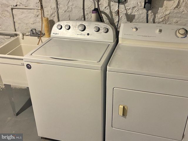 2586 EDMONDSON, Baltimore, MD 21223