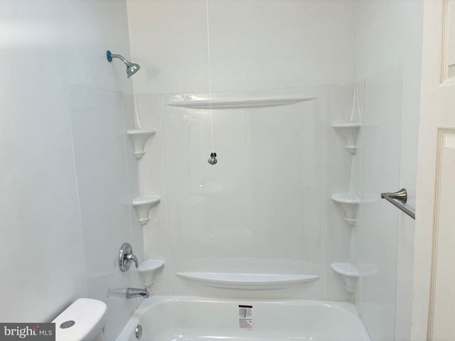 2586 EDMONDSON, Baltimore, MD 21223